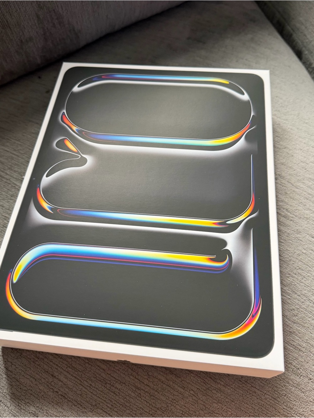iPad Pro 13-inch (M5) Wi-Fi + Cellular